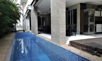 Imagem 3: Casa - Alphaville - 480m² - 4 suítes - Hidro - Piscina - 4vgs