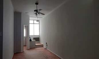 Imagem 4: Apartamento para venda possui 85 metros quadrados com 2 quartos em Copacabana - Rio de Jan