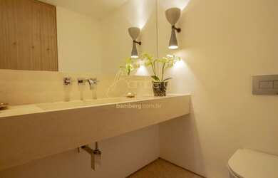 Imagem 9: More em uma obra de arte contemporânea. Cobertura no Jardim Guedala