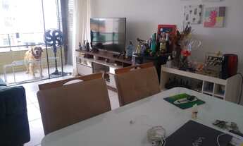 Imagem 2: Apartamento para venda possui 75 metros 2/4 com dependência varanda