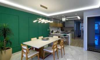 Imagem 2: APARTAMENTO 4 QUARTOS, TOTALMENTE MOBILIADO E DECORADO DE FRENTE TOTAL PARA O MAR DA PRAIA