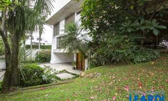 Imagem 2: CASA ASSOBRADADA - BELA VISTA - SP