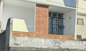 Imagem: Casa com 2 pavimentos, 3 quartos, na Rua