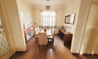 Imagem 3: Apt com planta generosa no coração do bairro, 2 quartos, 2 banheiros!