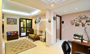 Imagem 7: Casa à Venda - Jardim Itapoan, 4 Quartos, 272 m2