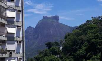 Imagem 3: PRIVILEGIO IMOVEIS VENDE: Ótimo apartamento com vista para a pedra da Gávea