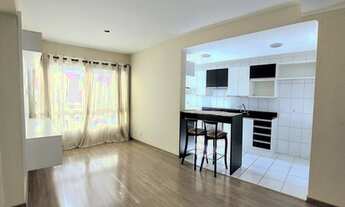 Imagem 2: Apartamento 2 dormitórios em andar alto e sol da manhã, junto à academias, transportes e c