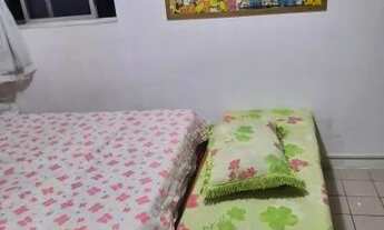 Imagem 4: Quarto grande e mobiliado em Boa Viagem