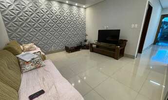 Imagem 7: Casa com 04 quartos, 02 pavimentos, área gourmet e garagem para 5 veículos em Igarapé !