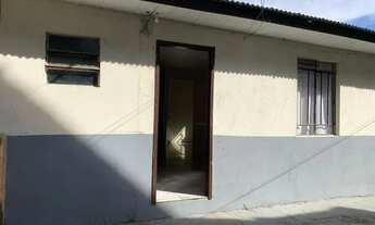 Imagem 2: Aluga-se casa de alvenaria no portão