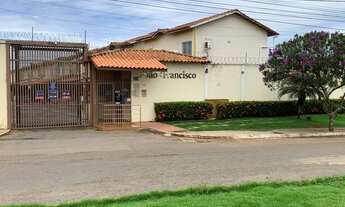 Imagem: Sobrado em condomínio fechado