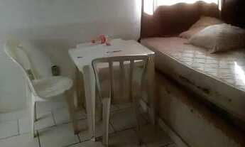 Imagem 4: Alugo quarto ( suíte