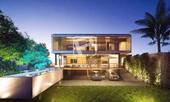 Imagem 7: CASA COM 4 SUÍTES NO CONDOMÍNIO PATIO ESTALEIRO EM BALNEARIO CAMBORIU