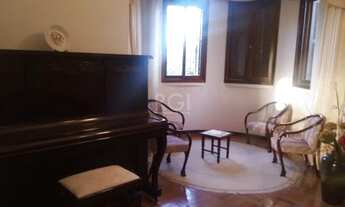 Imagem 2: Casa para Venda - 320m², 4 dormitórios, sendo 2 suites, 5 vagas - Santo Antonio