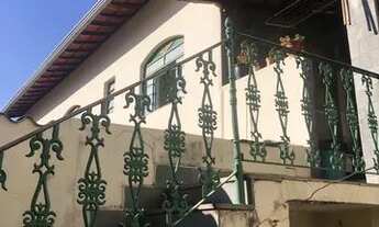 Imagem 2: Casa para aluguel possui 85 metros quadrados com 3 quartos em Novo Glória - Belo Horizonte