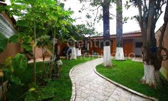 Imagem: CASA à venda com 2 quartos em Itanhaém