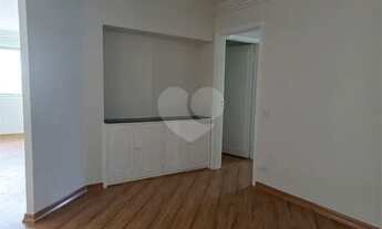 Imagem: Apartamento recém reformado, pintado