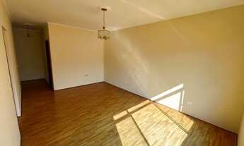 Imagem 5: Sobrado para aluguel possui 274 metros quadrados com 4 quartos