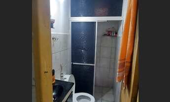 Imagem 7: Vendo casa 2qts, de laje com varanda, quintal com lote gigante murado em vista da serra 1