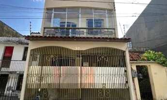 Imagem: Casa mobiliada no telégrafo em uma vila