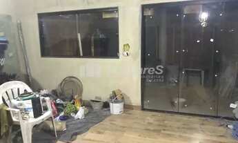 Imagem 3: Casa com dois quartos sendo um, suíte, em Jardim Sulacap, na av. Carlos Pontes