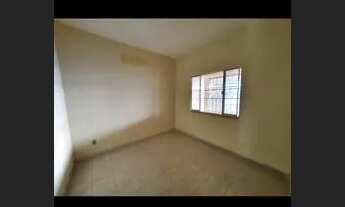 Imagem 3: Casa Grande com quinta e varanda! Rua tranquila