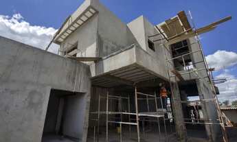 Imagem 7: VENDA Casa com 4 dormitórios