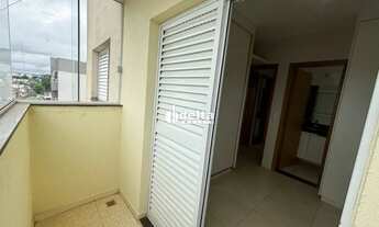 Imagem 7: Apartamento com 3 quartos sendo 1 suíte com sacada disponível para locação no bairro Sarai