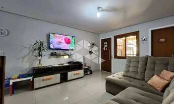 Imagem 4: Casa com 3 dormitórios no bairro Guarujá em Porto Alegre