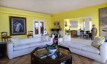 Imagem 6: Apartamento de 450m² em Ipanema: 4 Quartos, 1 Vaga de Garagem e Vista Panorâmica para a Pr