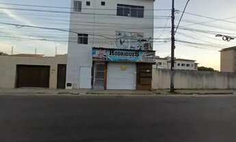 Imagem 5: Sala, em Vida Nova, 25m2, 1º andar frente de rua e sanitário privativo, em Vida Nova