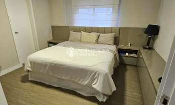 Imagem 9: Imóvel para aluguel possui 360 metros quadrados com 3 quartos em Centro - Florianópolis