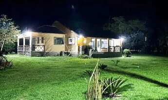 Imagem 3: CHÁCARA À VENDA, COM LINDA CASA, EM CONDOMÍNIO, LOCALIZADA EM SAQUAREMA, RJ