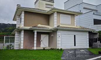 Imagem: Casa à venda em condomínio fechado no