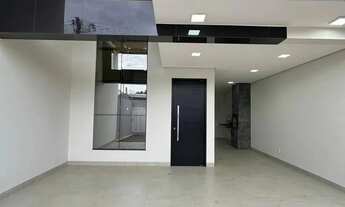 Imagem: VENDA DE CASA NOVA COM 3 SUÍTES PROXÍMO