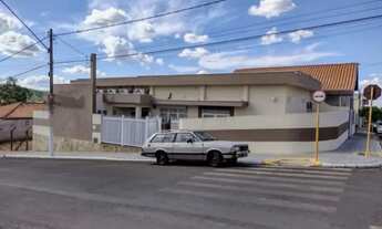 Imagem 2: Imóvel Comercial para Venda em Agudos, Centro, 1 dormitório, 2 banheiros