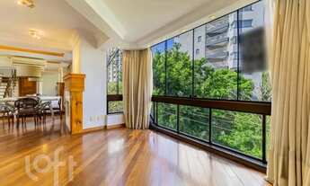 Imagem 3: Imóvel para venda possui 223 metros quadrados com 3 quartos em Petrópolis - Porto Alegre