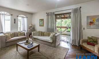 Imagem 6: CASA ASSOBRADADA - PACAEMBU - SP