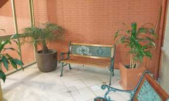 Imagem 2: Apartamento térreo com vaga coberta escriturada ótima localização no bairro