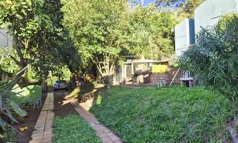 Imagem: Casa com amplo jardim