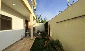 Imagem 2: Casa para venda tem 360 metros quadrados com 5 quartos em Jardim Leblon - Belo Horizonte