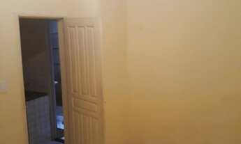 Imagem 3: Aluga-se kitnet valor 360, 400, 450, 600 água e luz inclusos Wi-Fi