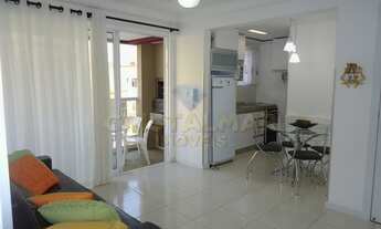 Imagem 2: Apartamento 2 dormitórios de frente no 4º piso, Edifício com elevador