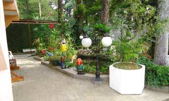 Imagem 4: Tem uma grande faixa de área verde.Próximo à faculdade UNISA. Clube São Paulo próximoo.esc