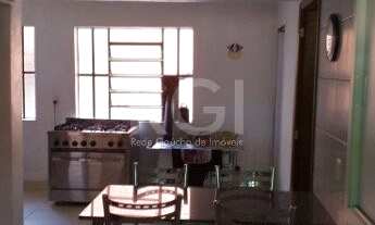 Imagem 5: Porto Alegre - Casa Padrão - Tristeza