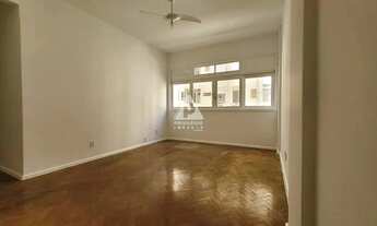 Imagem: Apartamento em Botafogo com 2 quartos, dependência