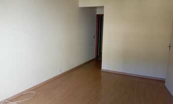 Imagem 2: Apartamento para venda possui 80 metros quadrados com 2 quartos em Alto - Teresópolis - RJ