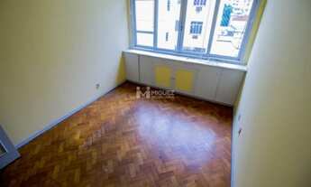 Imagem 3: Alugo ótimo apartamento em rua principal da Tijuca