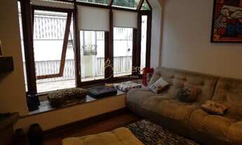 Imagem 3: De frente para praça, moderno e com churrasqueira!!!!