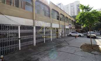 Imagem 2: Prédio em esquina comercial Moema